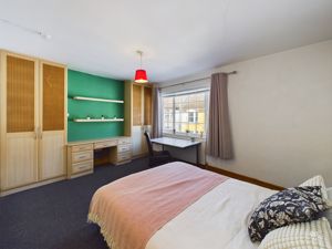 bedroom 4 - click for photo gallery